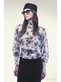 F5WG85 MAGLIA LENORA...